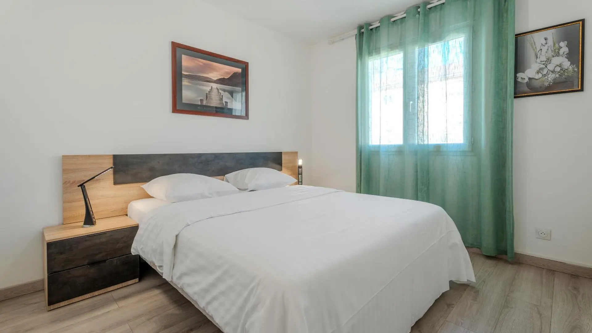 Le Jardin De L'Atrium - Appartement Moderne Proche De Geneve Et Palexpo Saint-Julien-en-Genevois